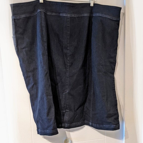 Denim midi skirt, Universal Standard Julia plus - Picture 4 of 9